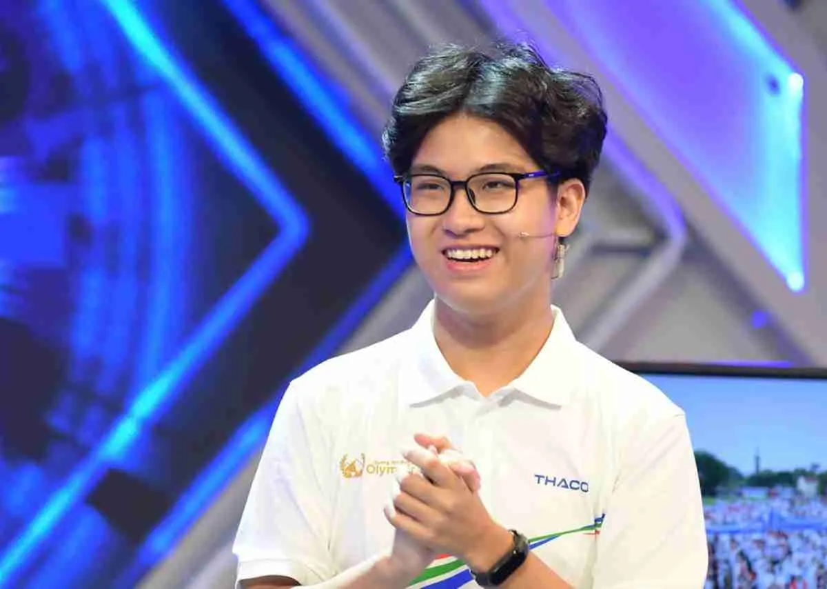 Khám Phá Bí Quyết Học Tập của Quán Quân Đỉnh Olympia 2025 Trần Bùi Bảo Khánh