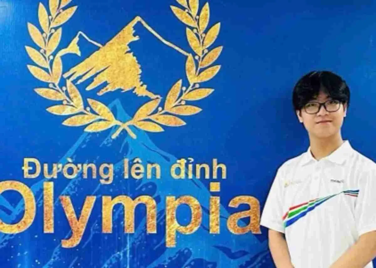 Khám Phá Bí Quyết Học Tập của Quán Quân Đỉnh Olympia 2025 Trần Bùi Bảo Khánh