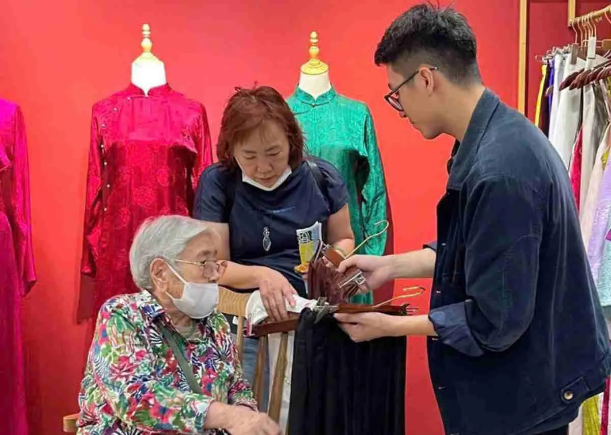 Từ vật liệu cũ đến giấc mơ xanh – Câu chuyện của người trẻ việt