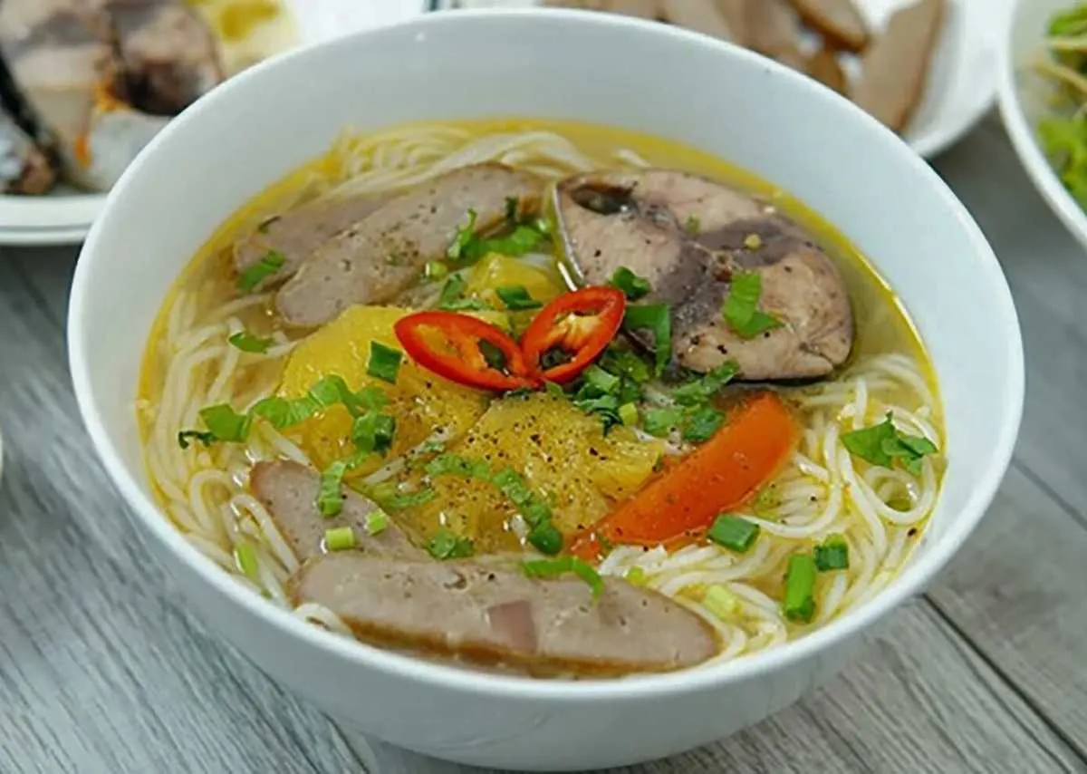 Bún cá Nha Trang – Hương vị tinh khiết từ lòng biển Việt