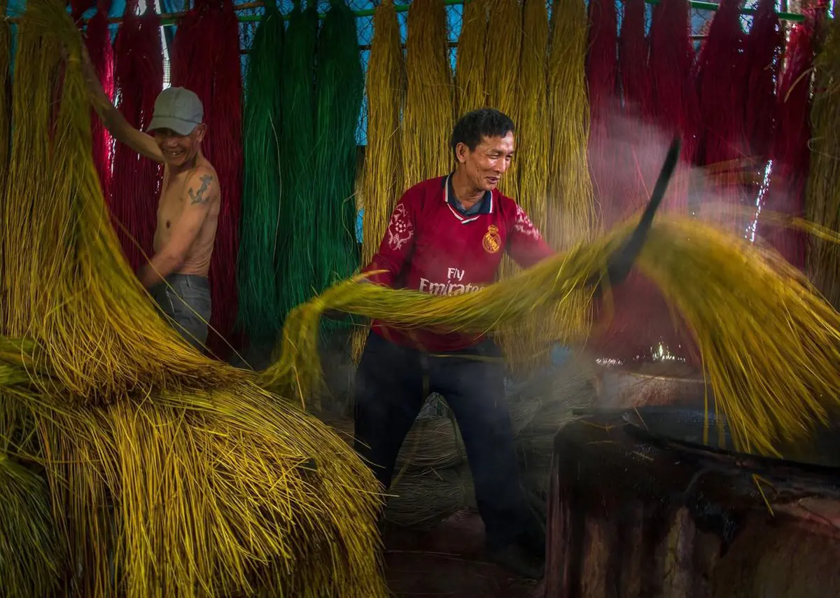 chiếu cói việt lằn ranh giữa tồn tại và lãng quên