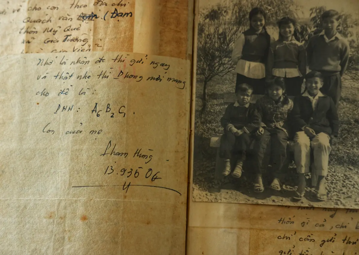 Những Lá Thư Của Chiến Sĩ - Khi Thanh Xuân Ngã Xuống Cho Tổ Quốc