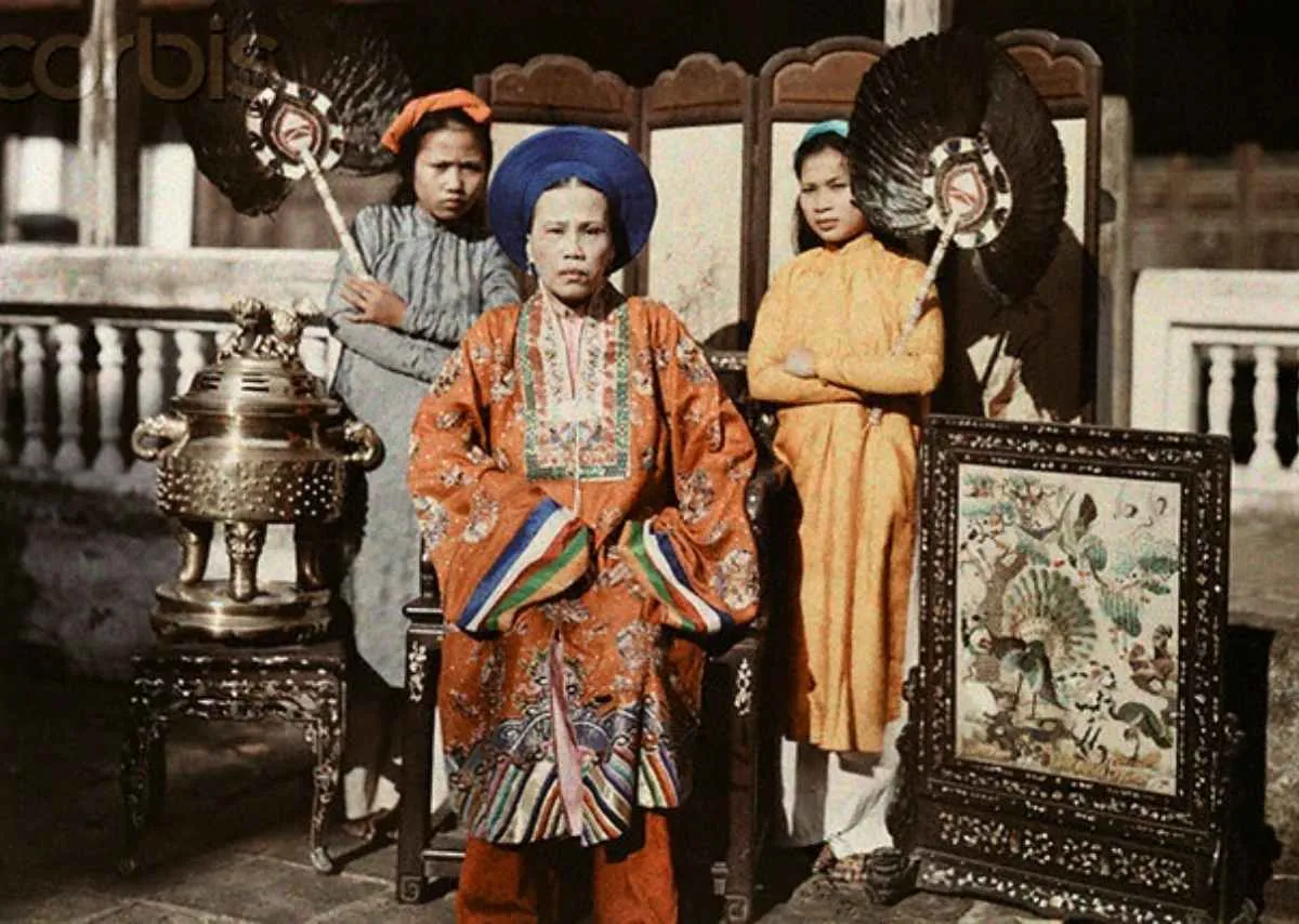 Chạm Vào Lịch Sử, Nghe Tiếng Vọng Từ Hoàng Cung Huế