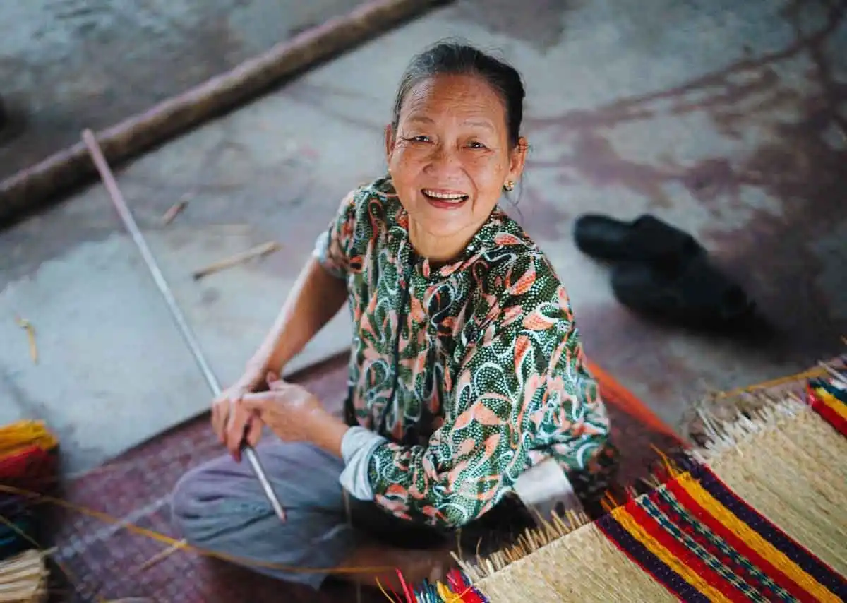 chiếu cói việt lằn ranh giữa tồn tại và lãng quên