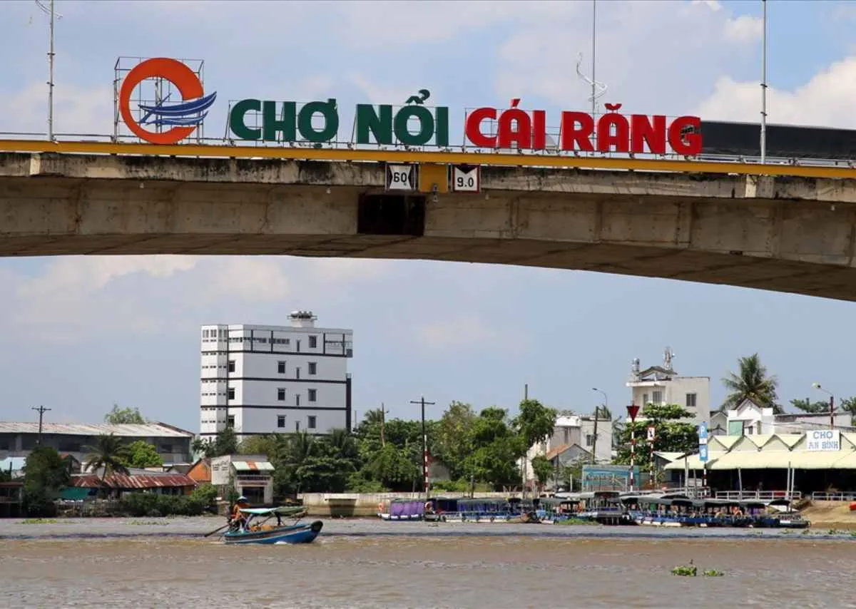 Chợ nổi Cái Răng – Di sản sống giữa lòng sông Hậu