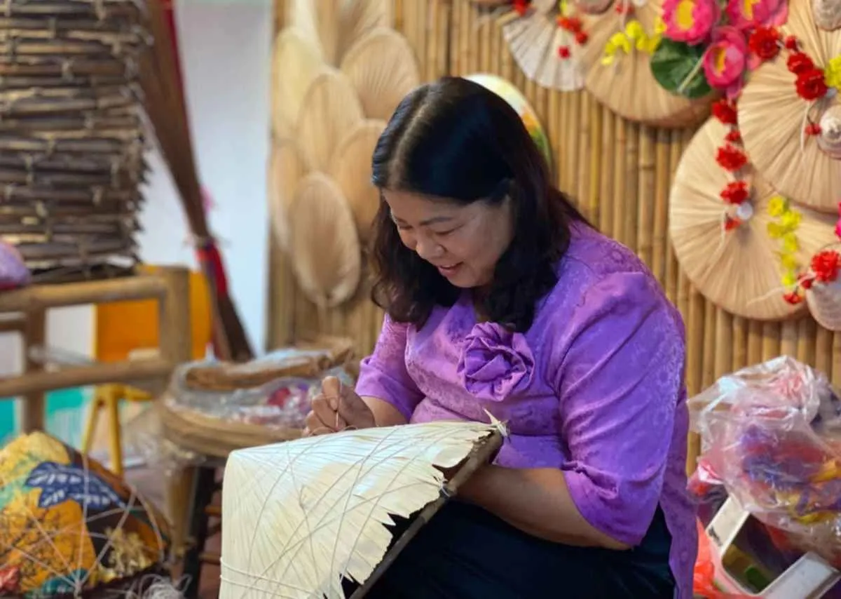 Nghệ nhân Tạ Thu Hương – Người phụ nữ thắp lửa cho nón Việt