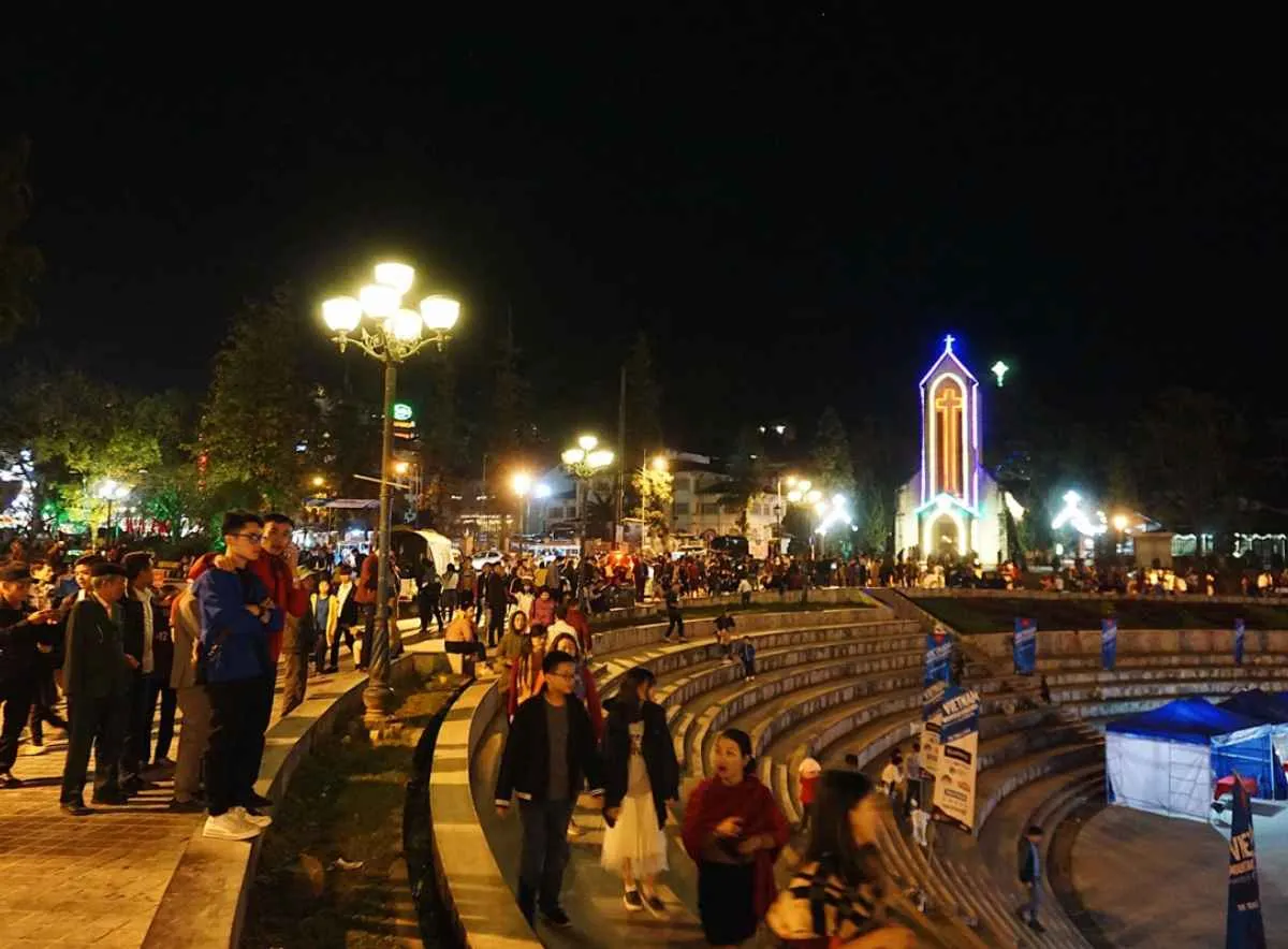 Phố Sương Sa Pa 2