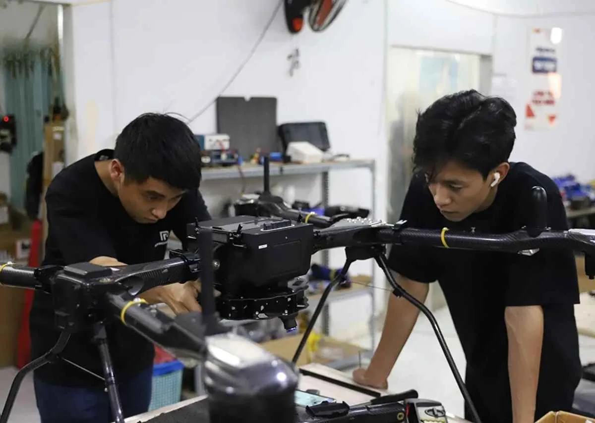 ha-cong-thien-ky-su-tre-3