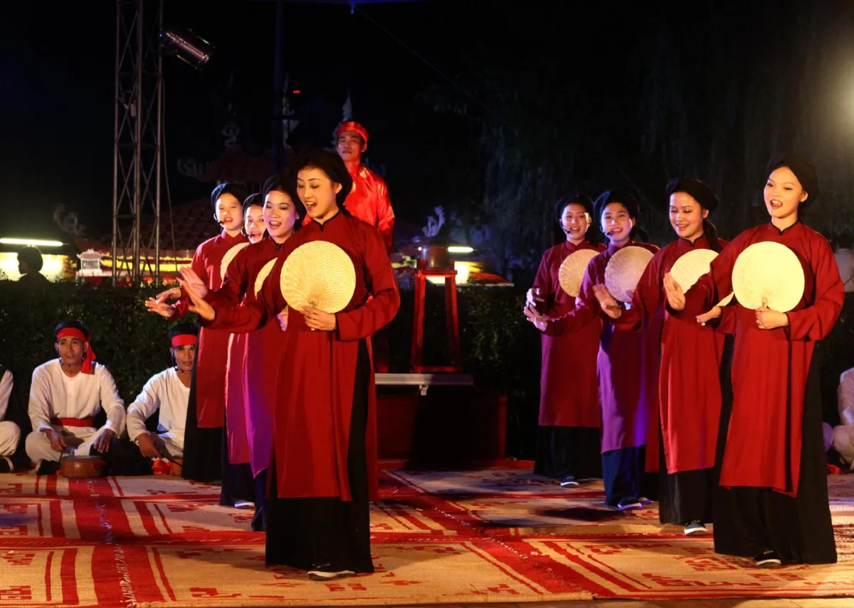 nguồn gốc âm vang